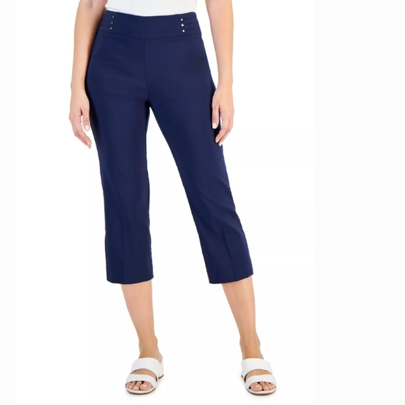 NWT Women's Slim Fit Tummy Control Capri Navy Pants By JM Collection. Size M - Picture 1 of 17